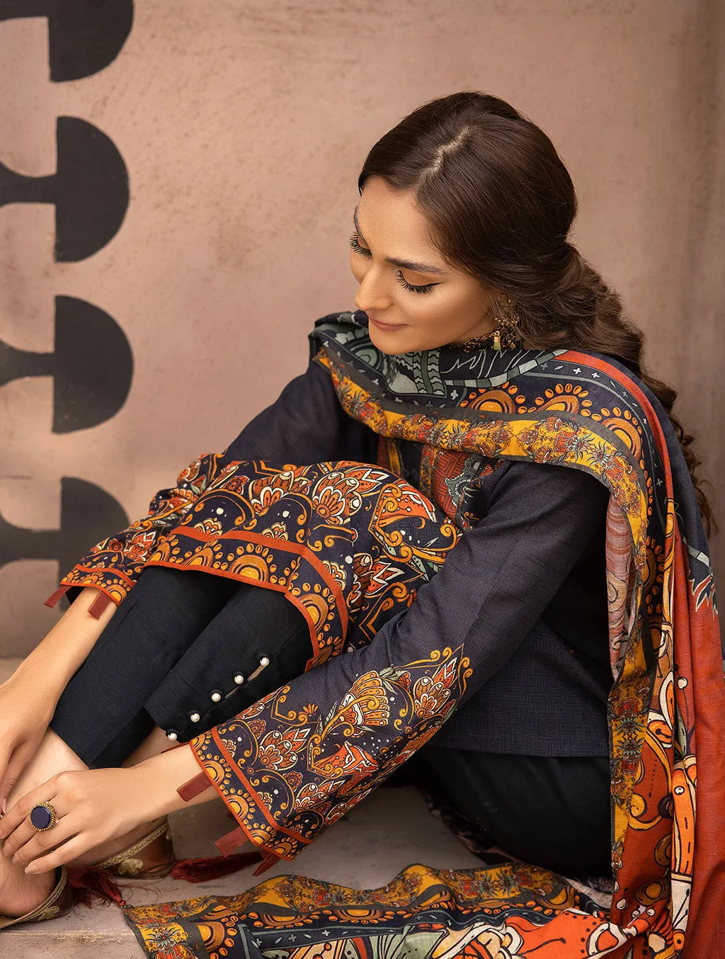 3 Piece Unstitched Khaddar Suit KKH-1497