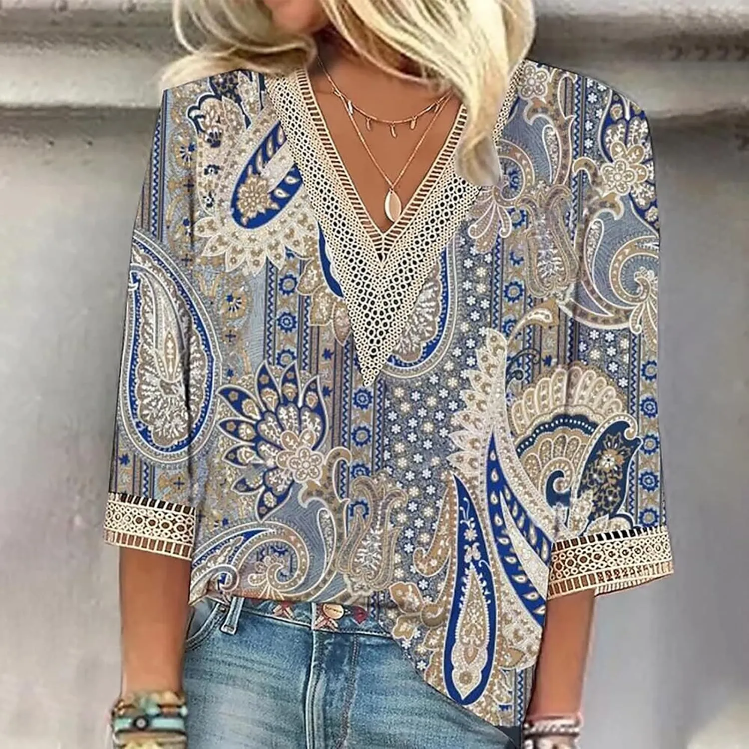 3/4 Sleeve Tee V Neck Hollow Out Women Lace Tops Half Sleeve Cropped T Shirts for Women Gradient Graphic Blouse &