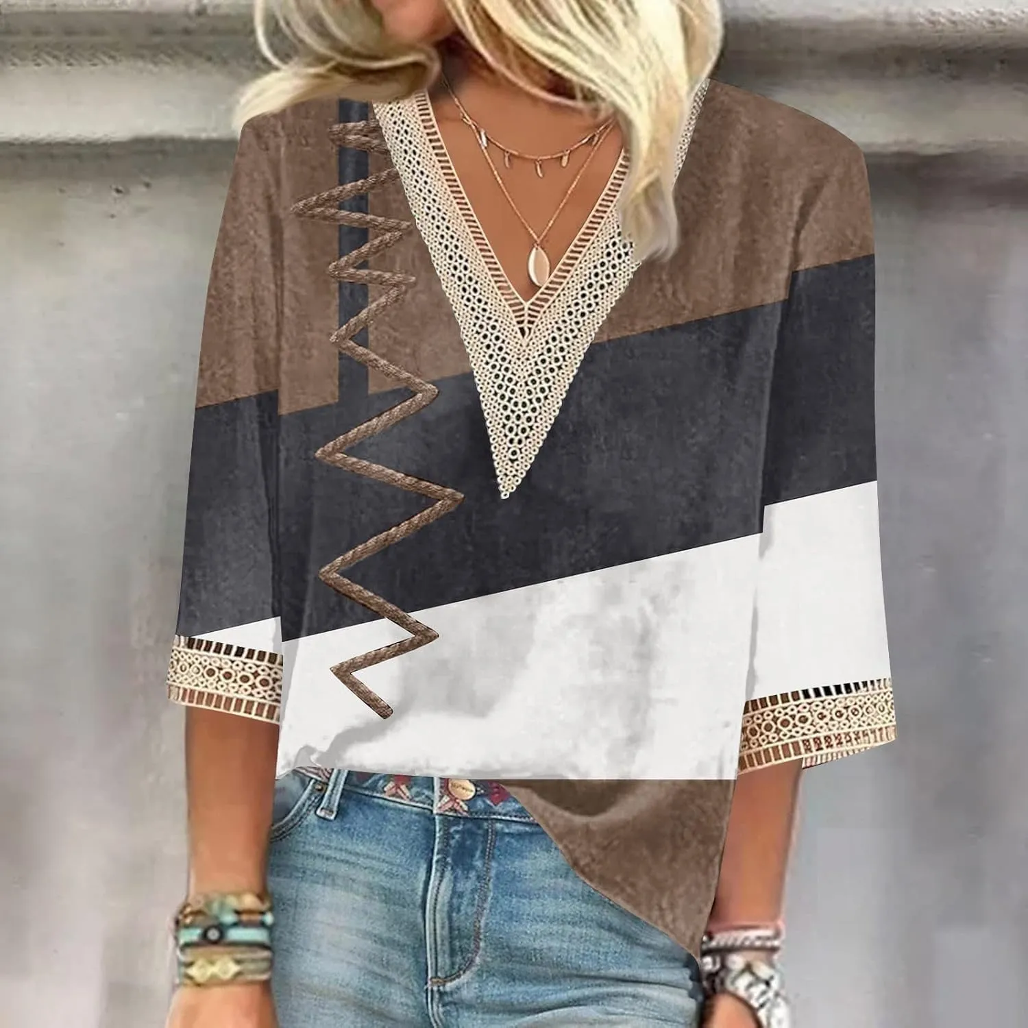 3/4 Sleeve Tee V Neck Hollow Out Women Lace Tops Half Sleeve Cropped T Shirts for Women Gradient Graphic Blouse &
