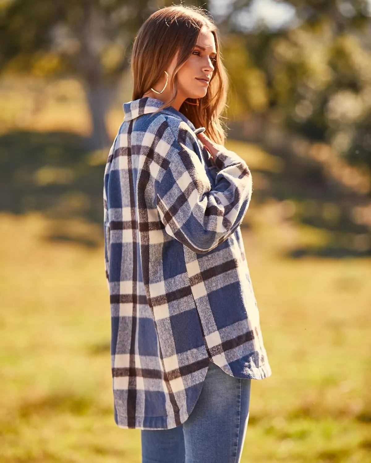BTFBM Women's Long Sleeve Button Down Jackets Plaid Flannel Shirts Tops Casual Lapel V Neck Oversized Shackets Blouses Top