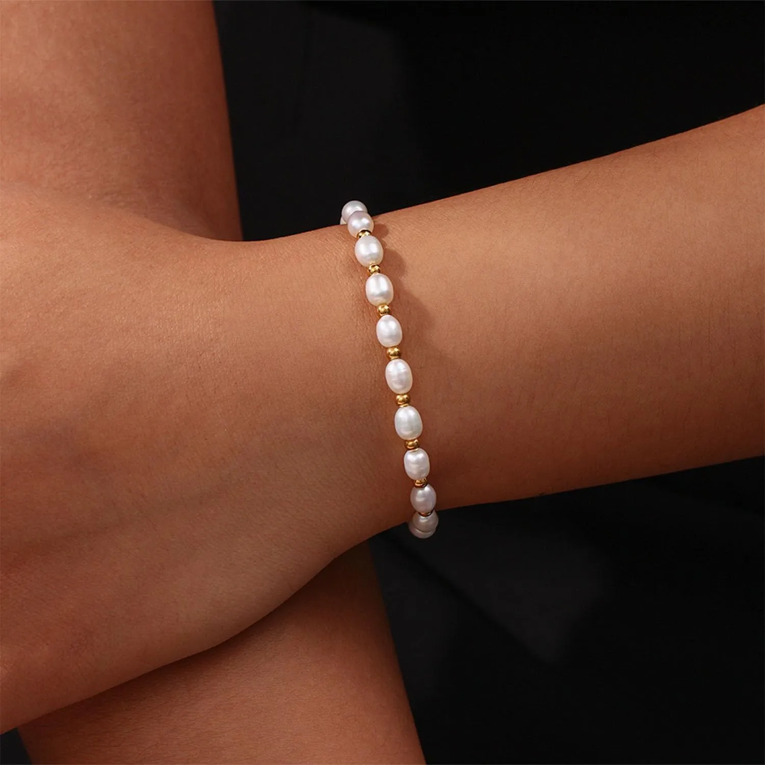 Gold Pearl Bracelets for Women Dainty Pearls Beaded Bracelets Baroque Pearl Chain Bracelets Pearl Link Bracelet Jewelry for Women
