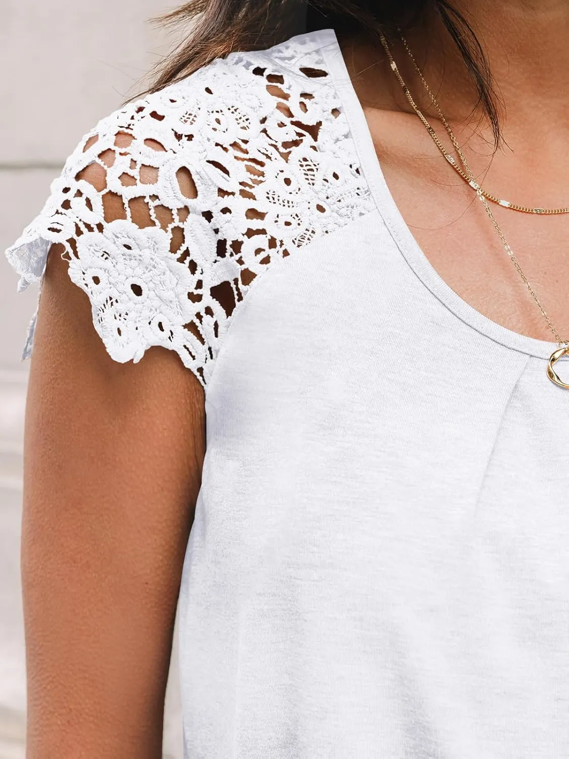 LILLUSORY Lace Short Sleeve Shirts Womens Summer Crew Neck Tops Casual Dressy Tshirt Blouses