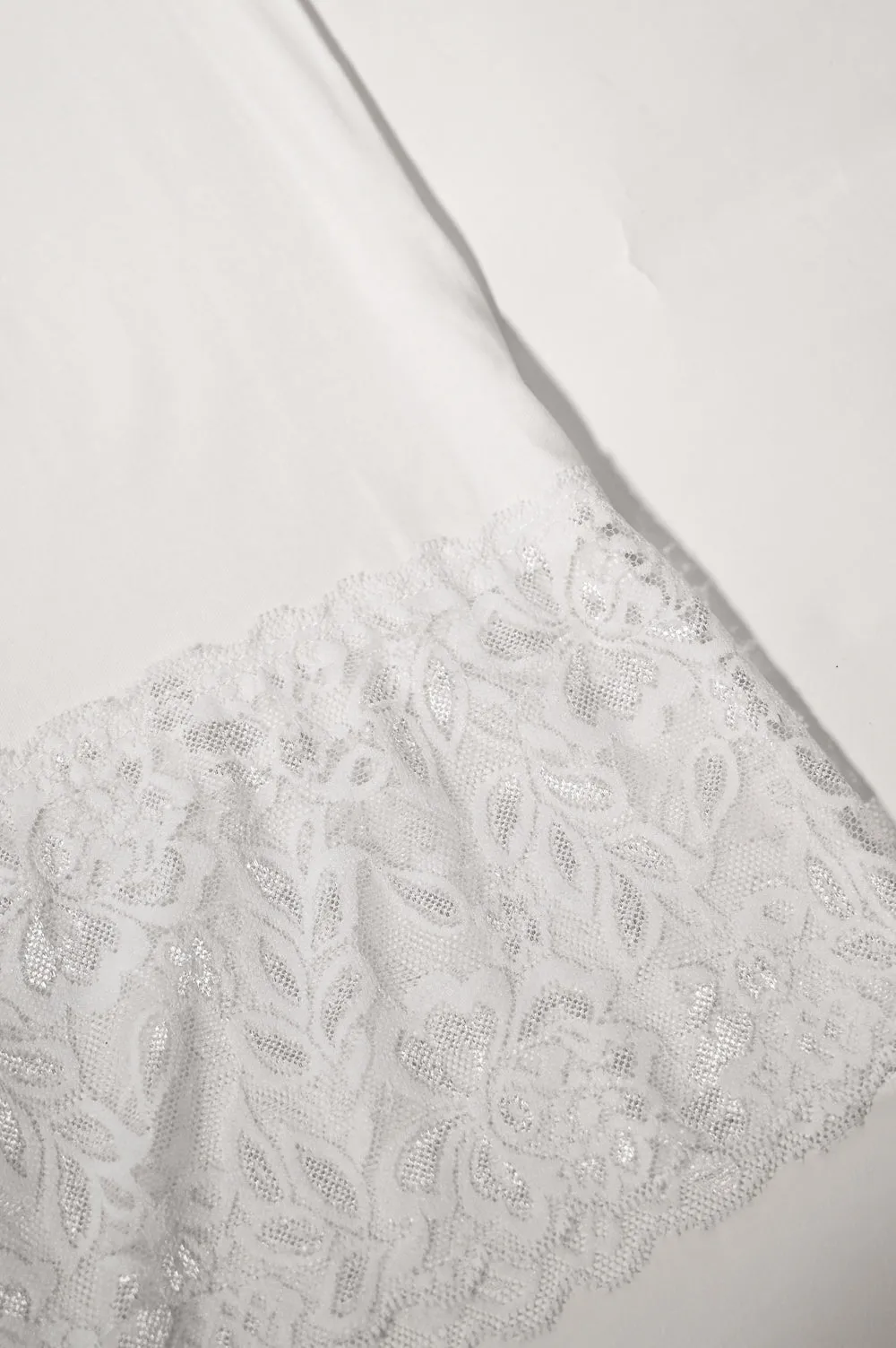 Medium Lace Hem Vest Top