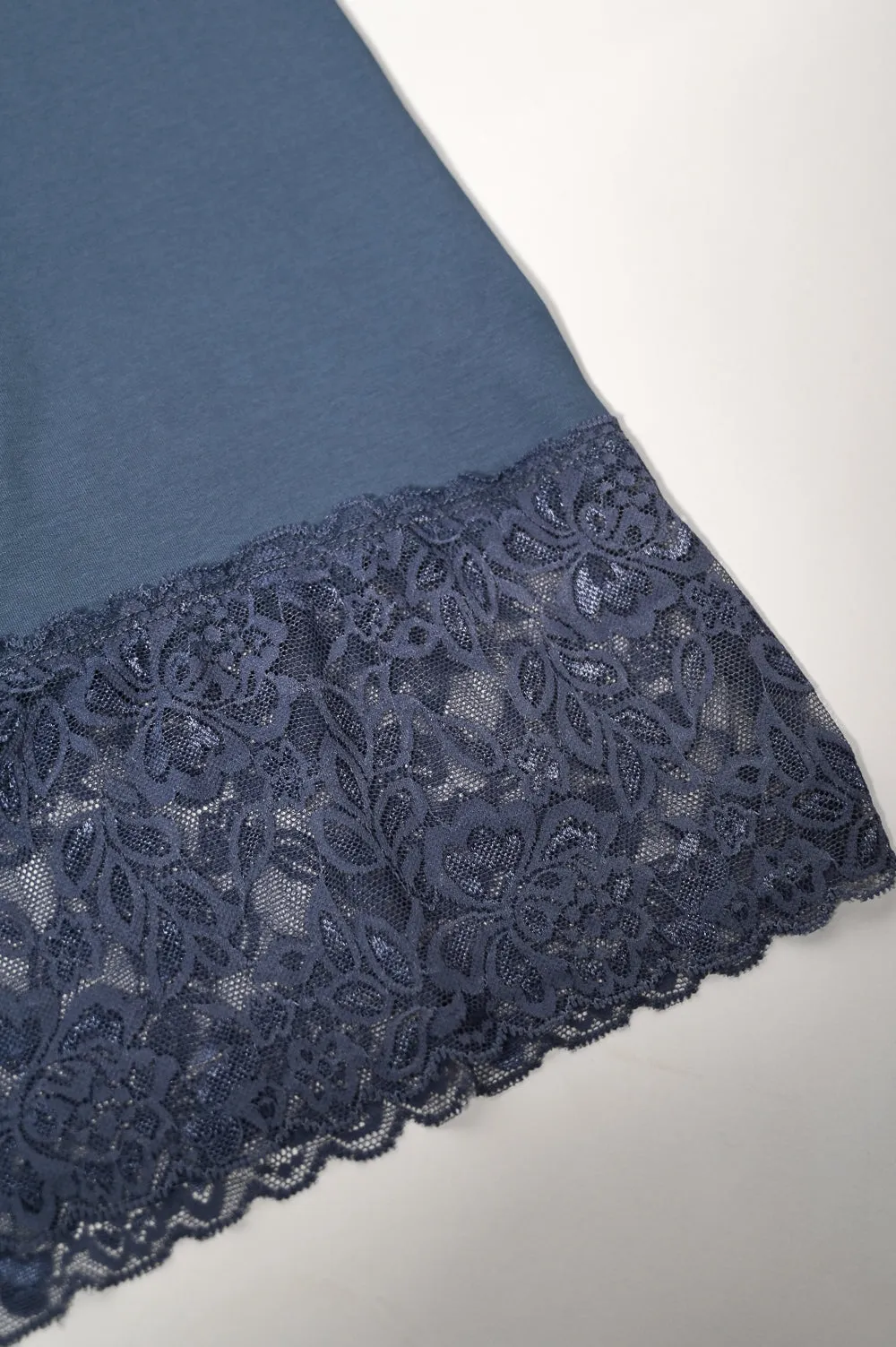 Medium Lace Hem Vest Top