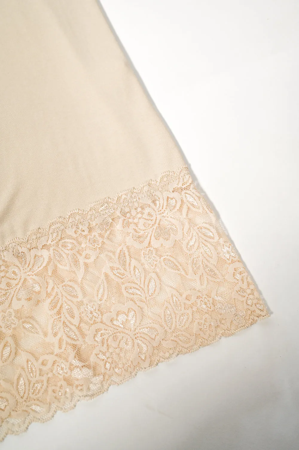 Medium Lace Hem Vest Top