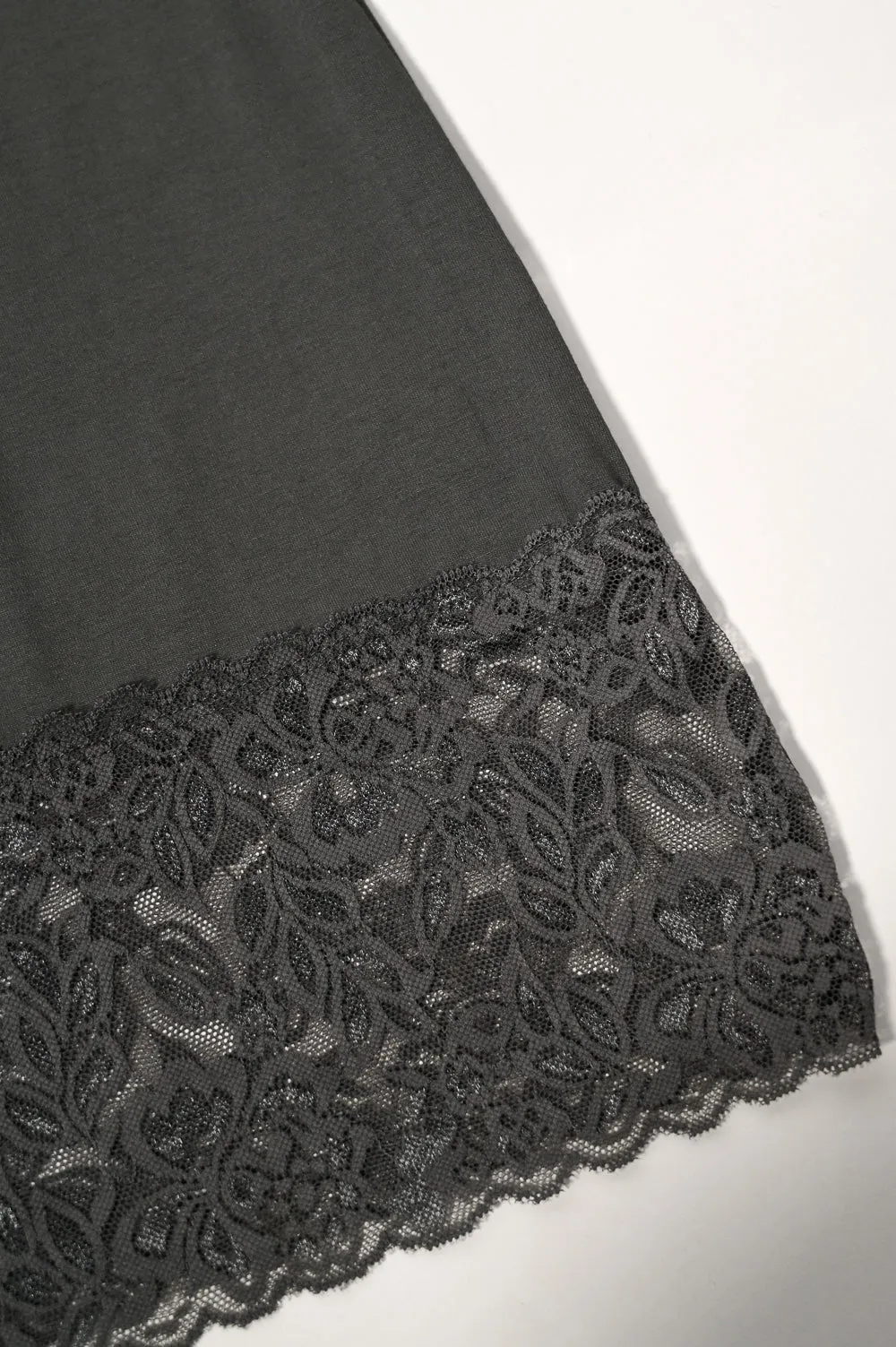 Medium Lace Hem Vest Top
