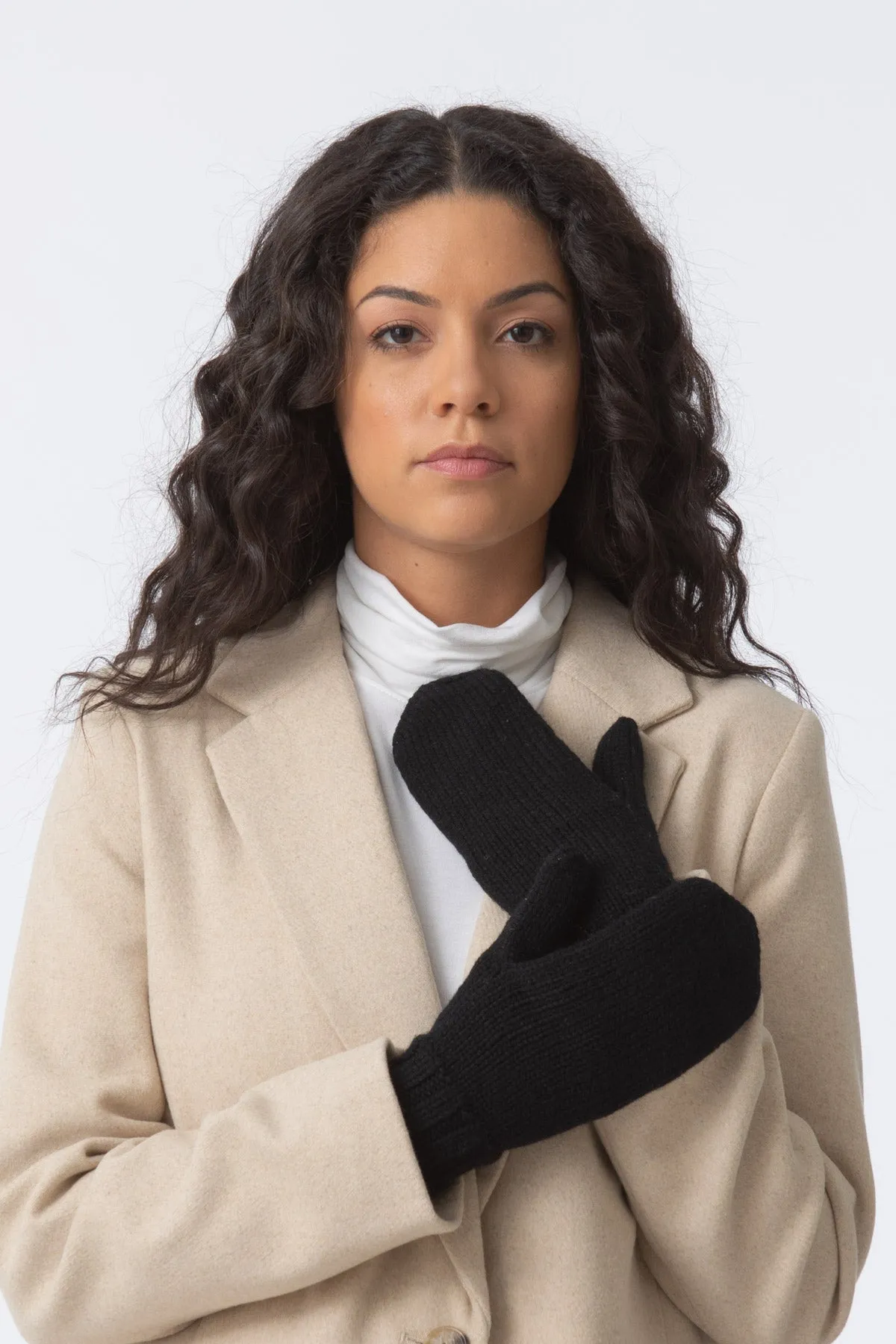 Merino Handknit Mittens in Black
