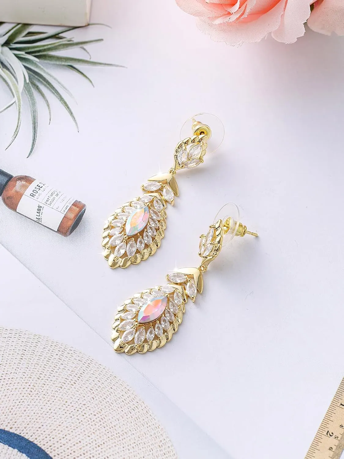 Oval Austrian Crystal Dangle Earrings for Women Glod Plated Costume Jewelry