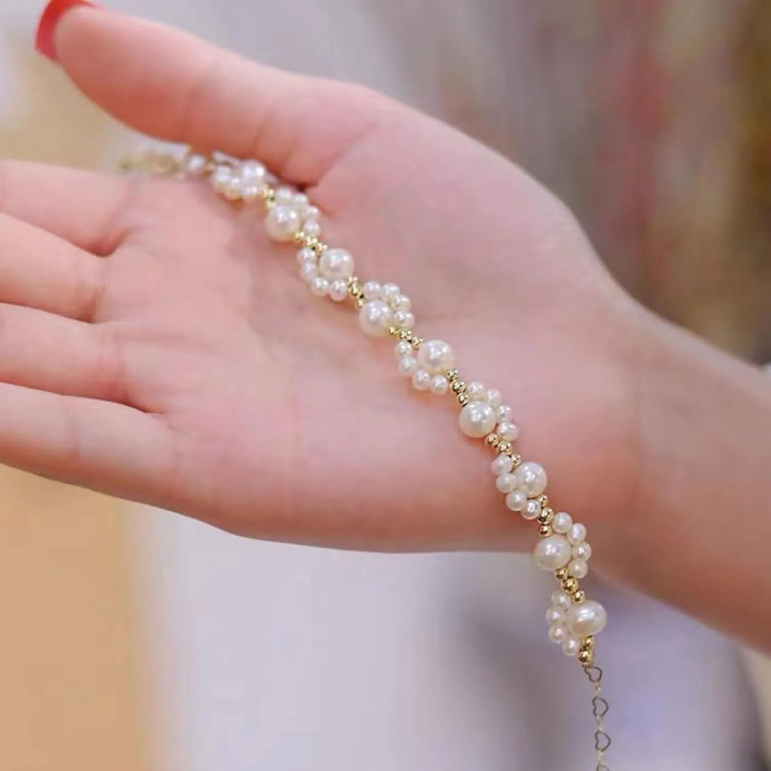 Pearl Bracelet for Women Gifts Trendy Stuff Dainty Bracelet White Baroque Pearl Wrist Bracelets Bridesmaid Bridal Wedding Jewelry Gifts