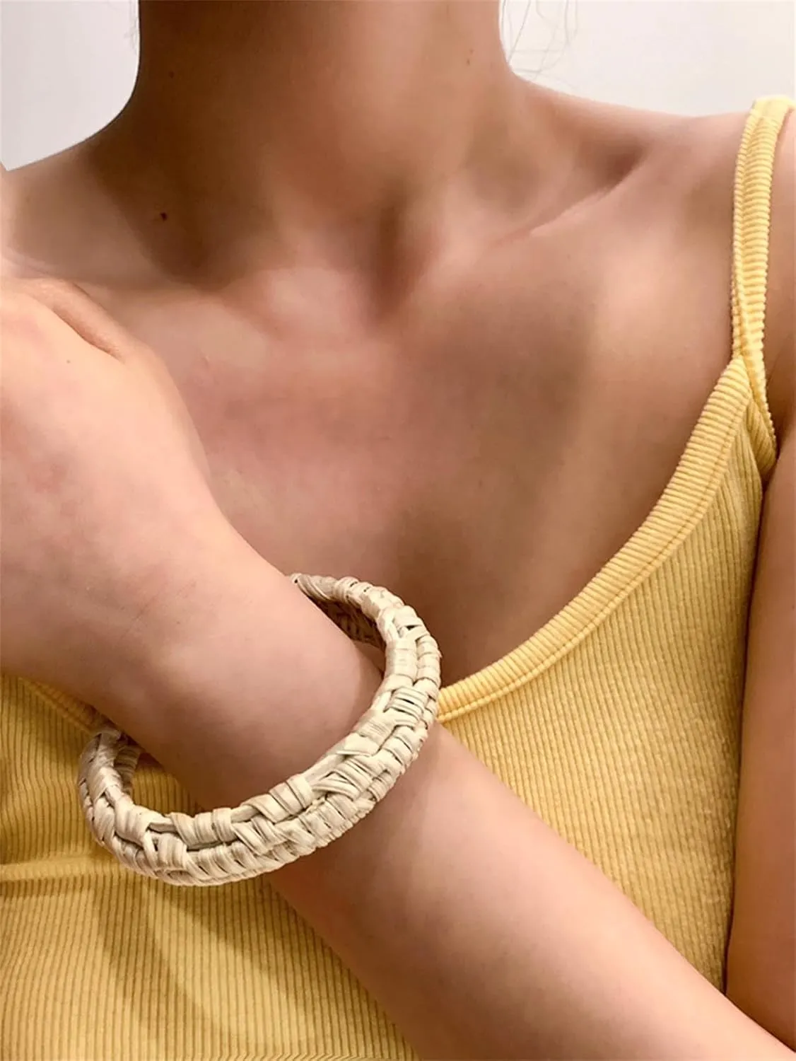 Rattan Bracelet Handmade Straw Wicker Braid Cuff Bangle Lightweight Bohemian Rattan Woven Chunky Bracelets for Women