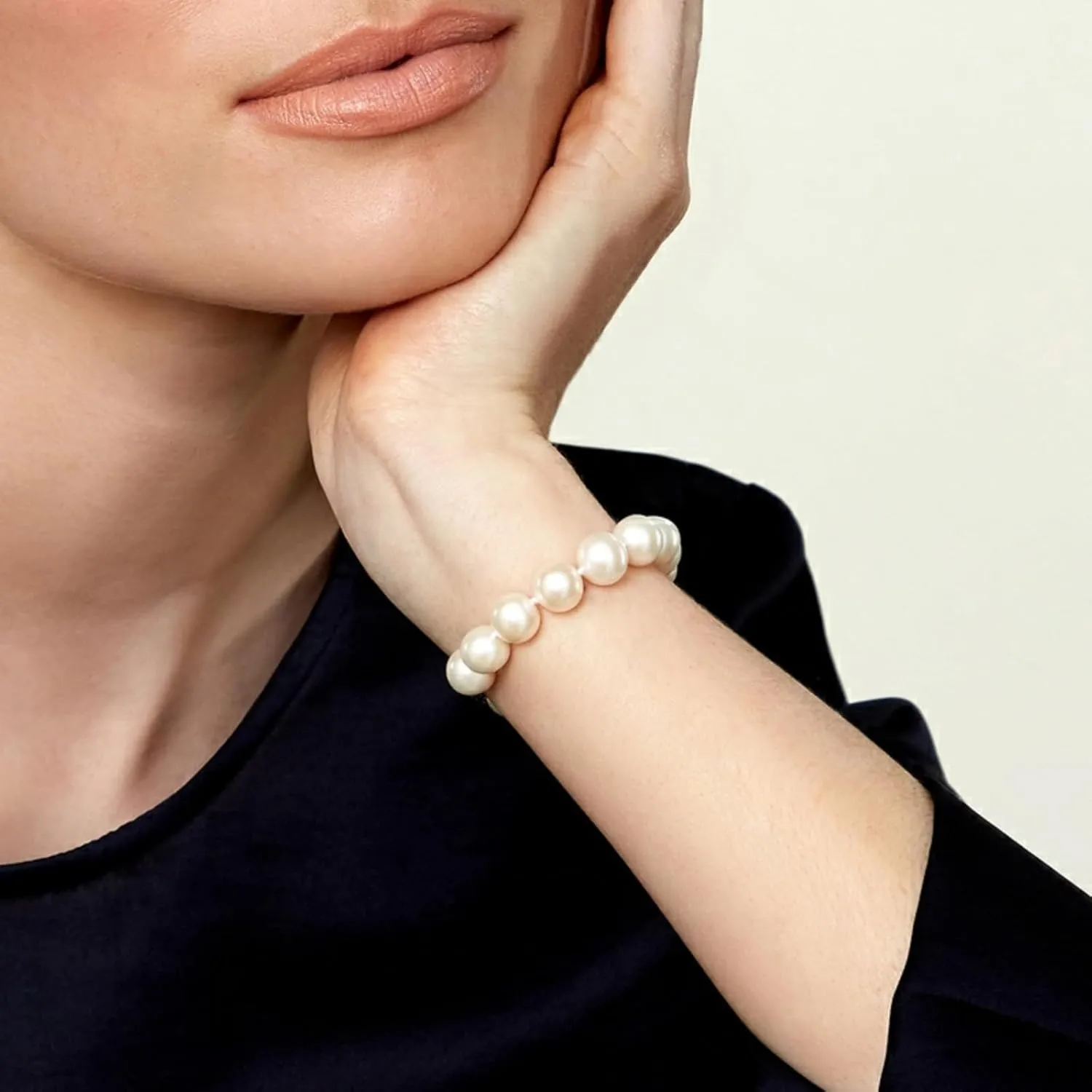 The Pearl Source White Freshwater Pearl Bracelet for Women with Genuine Cultured Pearls, 7.0-7.5mm