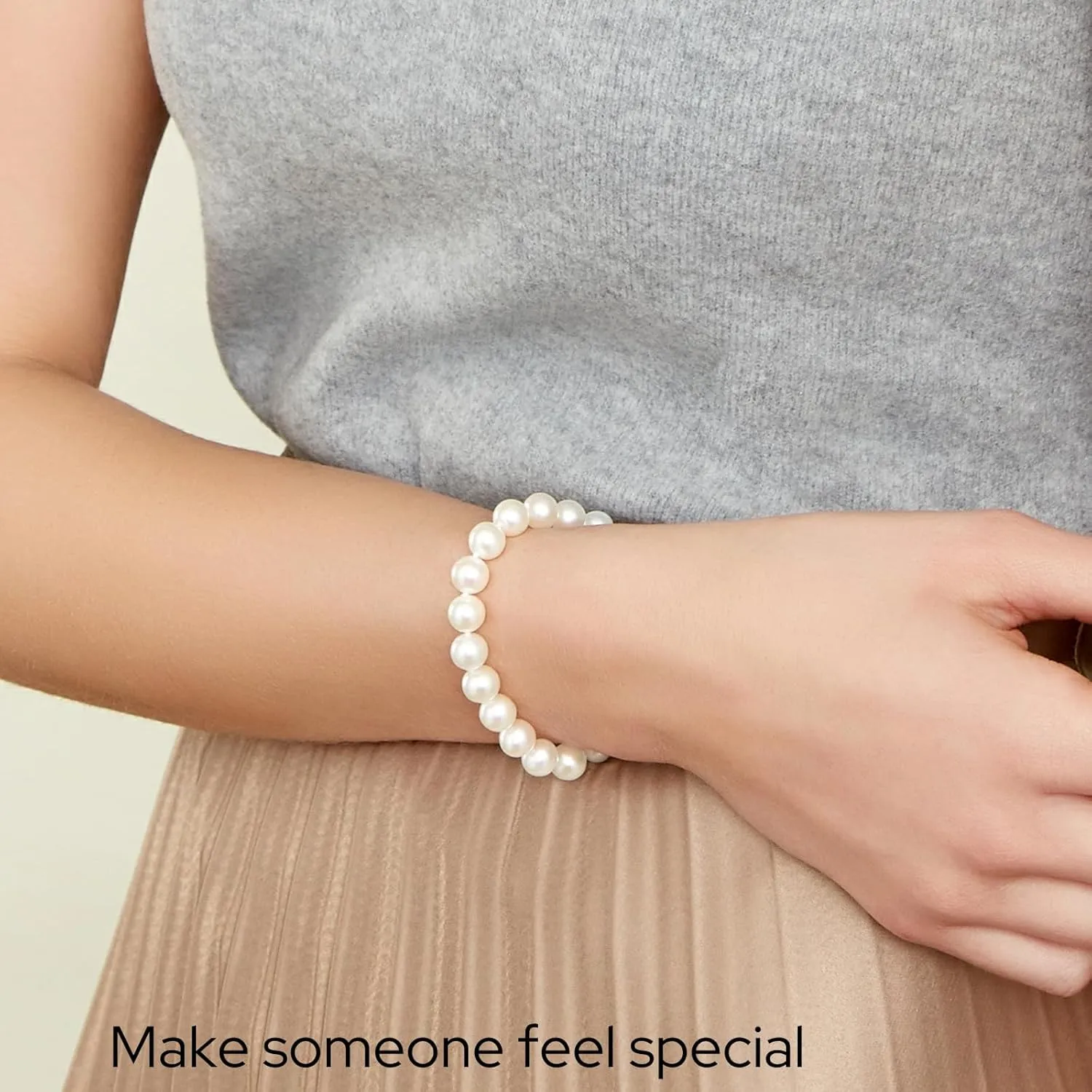 The Pearl Source White Freshwater Pearl Bracelet for Women with Genuine Cultured Pearls, 7.0-7.5mm