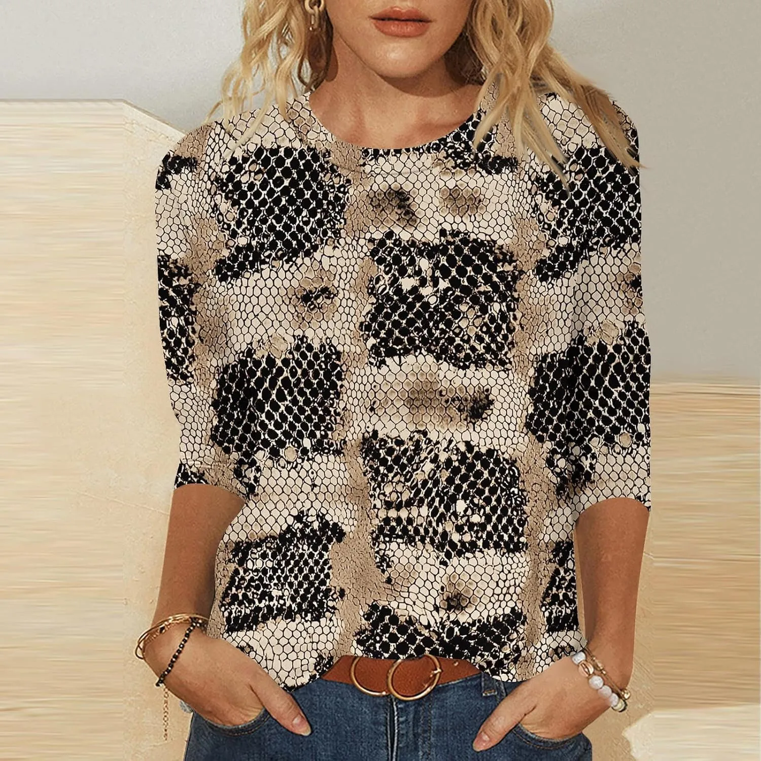 Womens 3/4 Sleeve Top, Fashion Snake Skin Print Casual Loose Fit Crew Neck Shirt, Trendy Printed T-Shirt Blouses