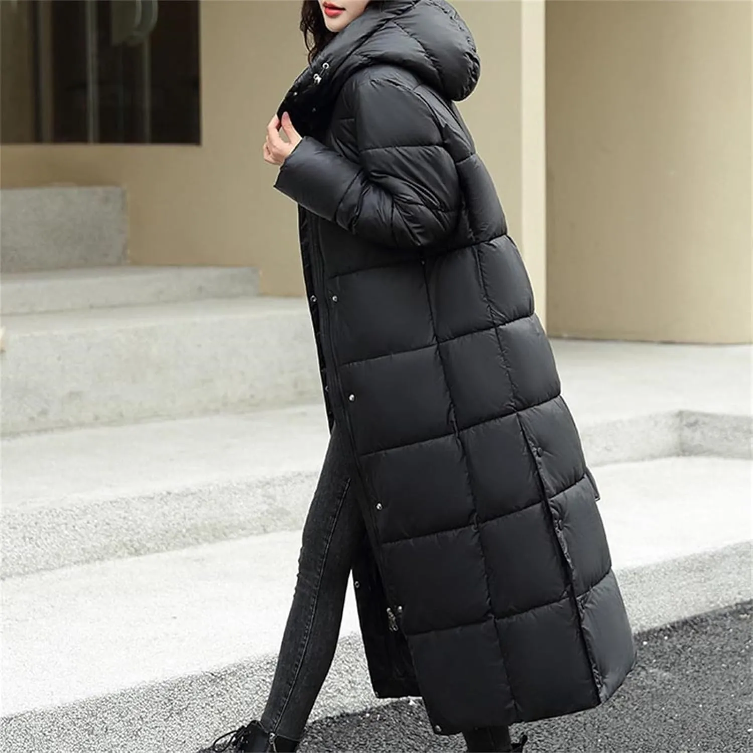Women's Long Quilted Down Jacket Winter Thickened Hooded Zip Up Thermal Maxi Length Outwear Windproof Puffer Jackets