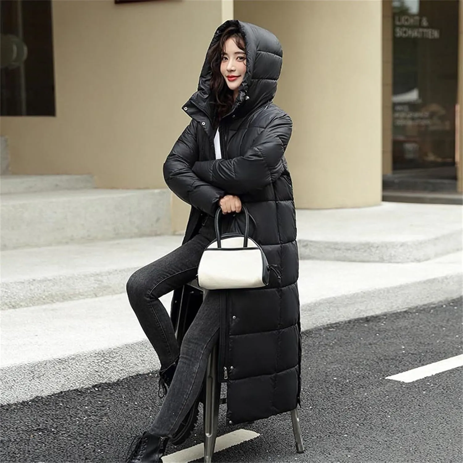 Women's Long Quilted Down Jacket Winter Thickened Hooded Zip Up Thermal Maxi Length Outwear Windproof Puffer Jackets