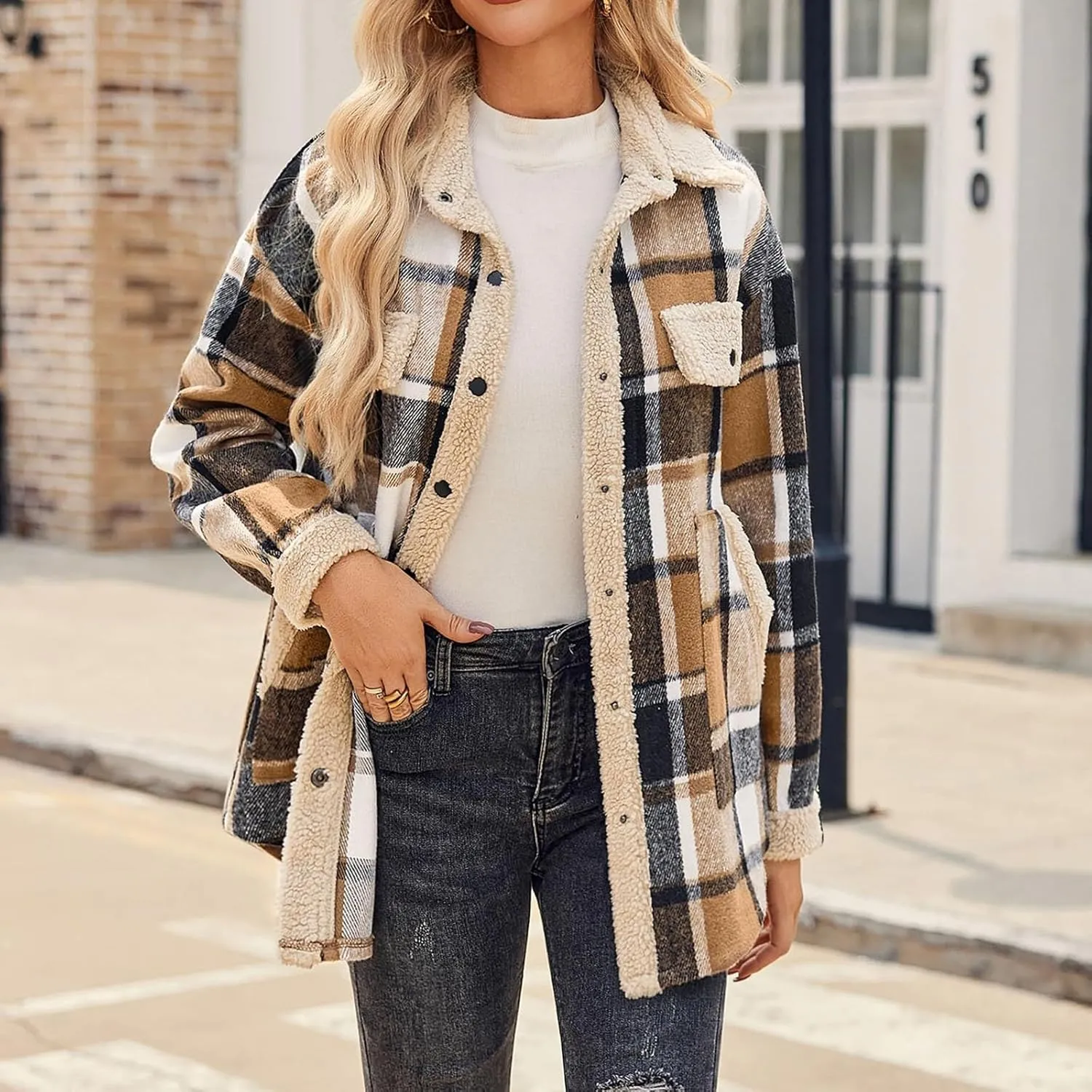 Womens Long Sleeve Plaid Jacket Flannel Lapel Button Down Fuzzy Shacket Jacket Casual Lapel Fleece Coats Fall Outfits