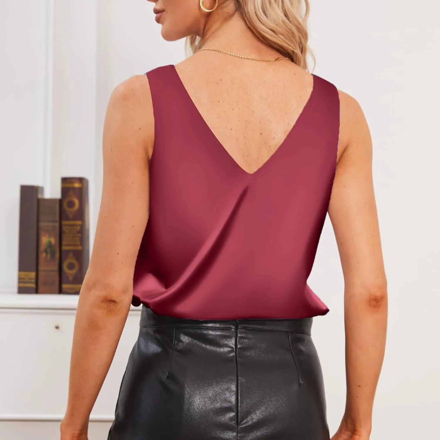 Womens Satin Tank Tops V Neck Sleeveless 2025 Summer Top Casual Shirts Beach Vacation Outfits Fashion Clothes