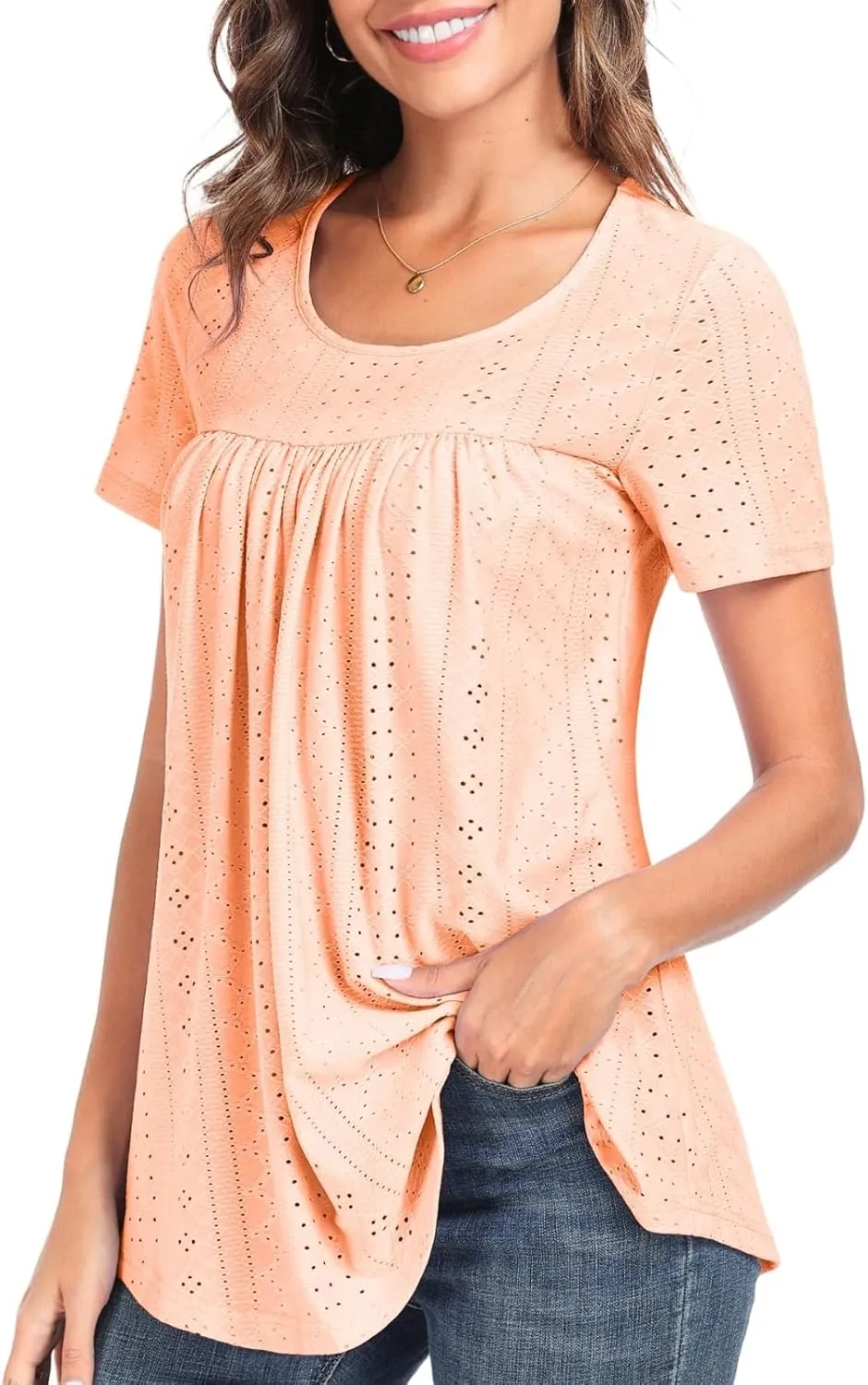 Women's Tunic Tops Loose Fit Short Sleeve Shirts Crew Neck Summer Casual Tops