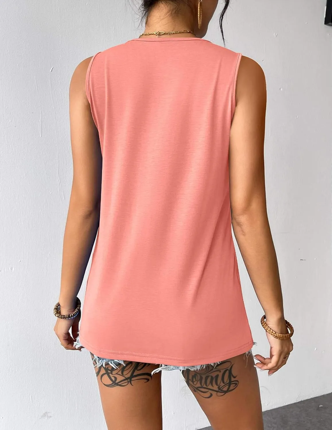 Zeagoo Womens Tops Dressy Casual Summer Loose Fit Tank Tops Trendy Pleated Front Scoop Neck Sleeveless Tunic Shirts